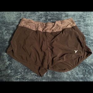 Old navy active shorts 💕